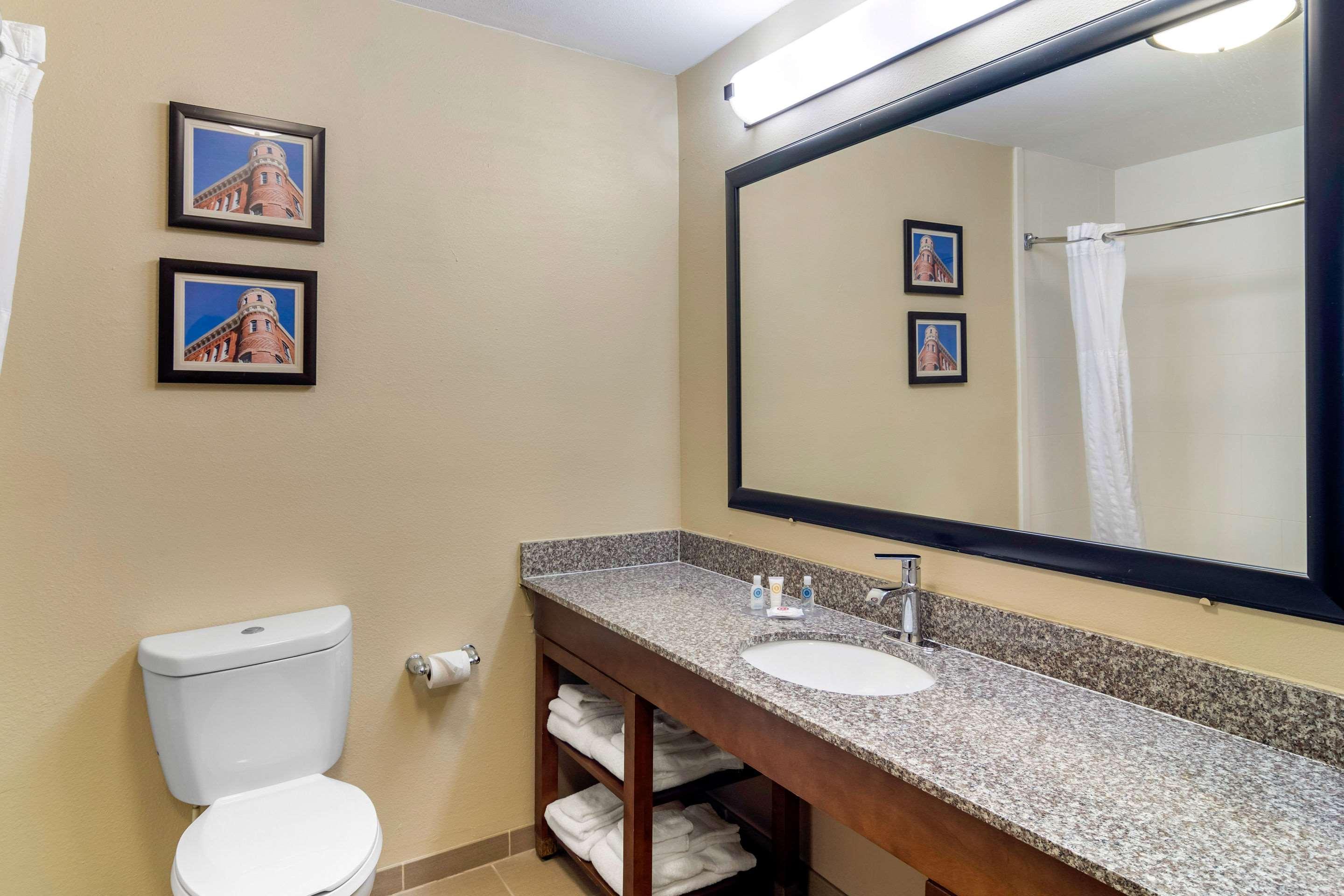 Comfort Inn & Suites Macon North I-75 Ngoại thất bức ảnh