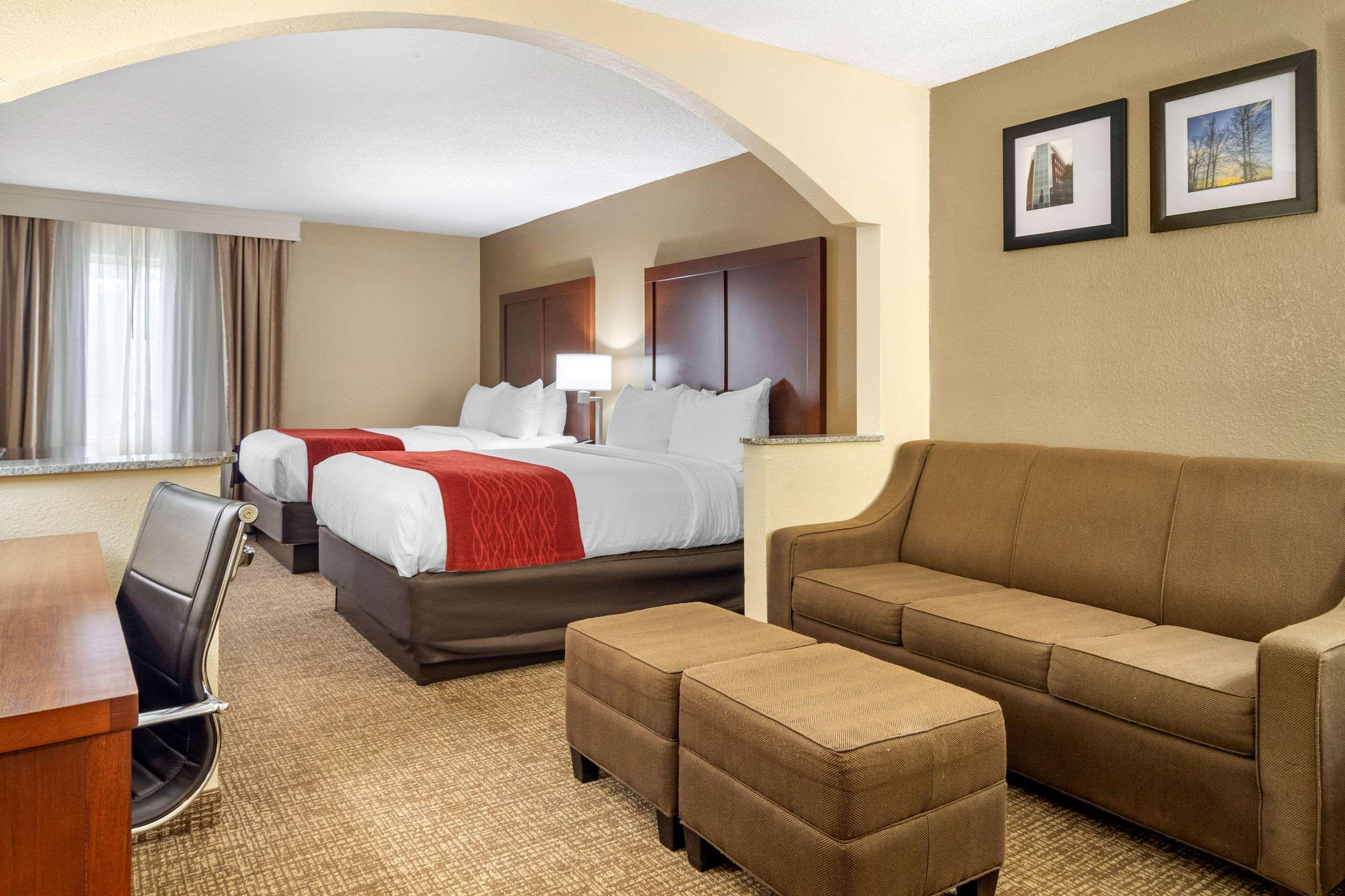 Comfort Inn & Suites Macon North I-75 Ngoại thất bức ảnh