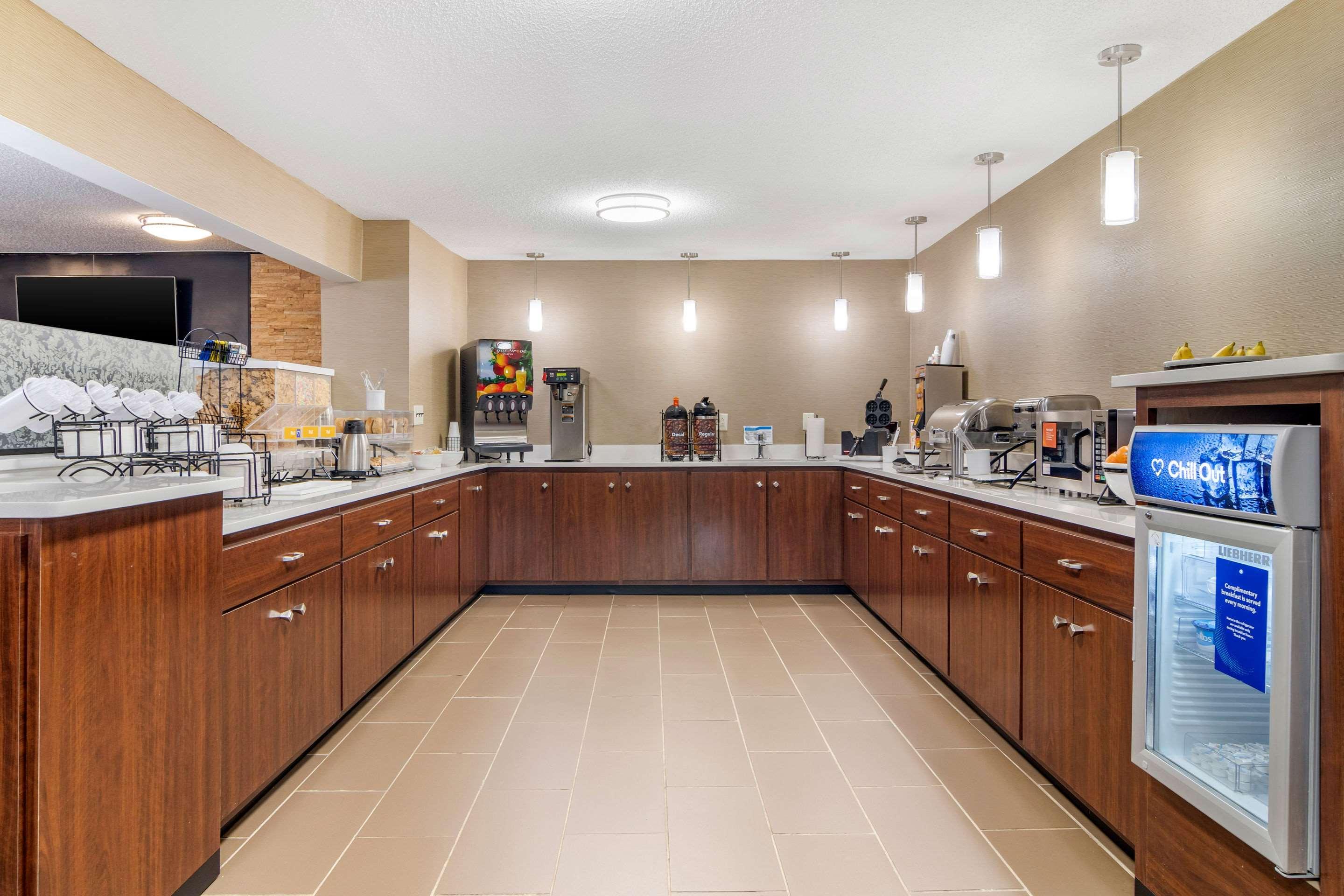 Comfort Inn & Suites Macon North I-75 Ngoại thất bức ảnh