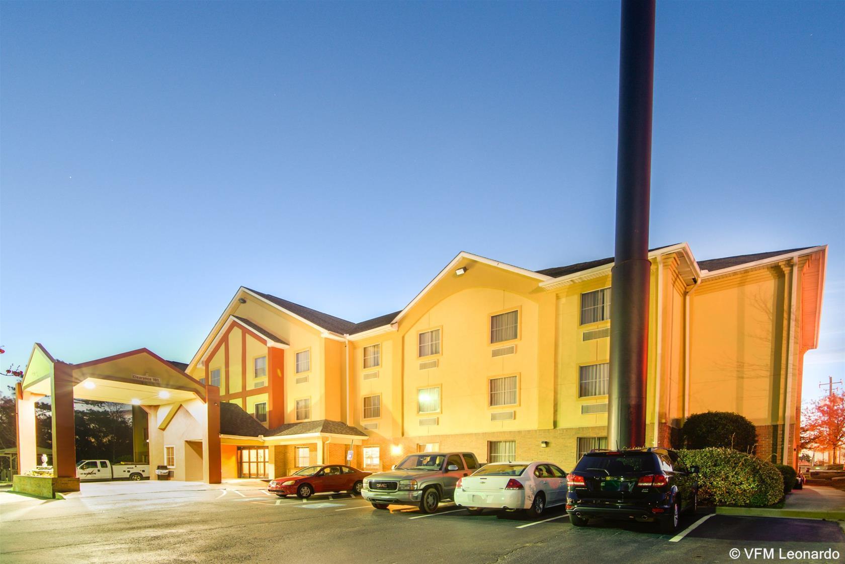 Comfort Inn & Suites Macon North I-75 Ngoại thất bức ảnh