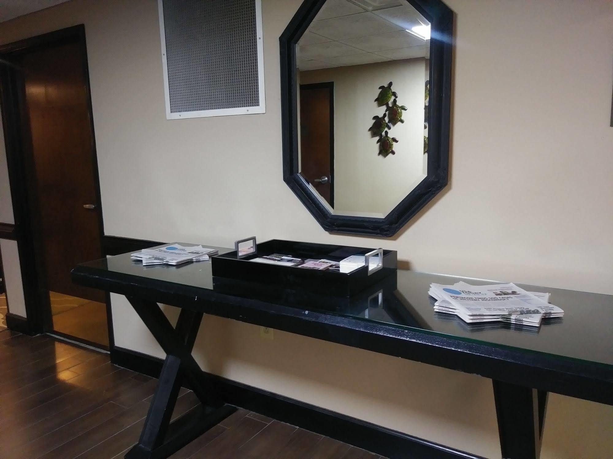 Comfort Inn & Suites Macon North I-75 Ngoại thất bức ảnh